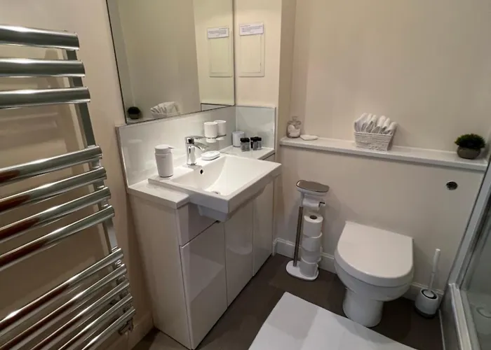 Old Town, Free Parking, Outlander Experience Edinburgh