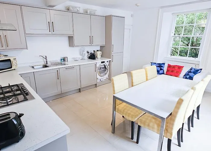 Russel House - 4 Bedroom - The Royal Mile * Edinburgh