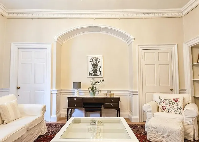 Russel House - 4 Bedroom - The Royal Mile Feriehus Edinburgh