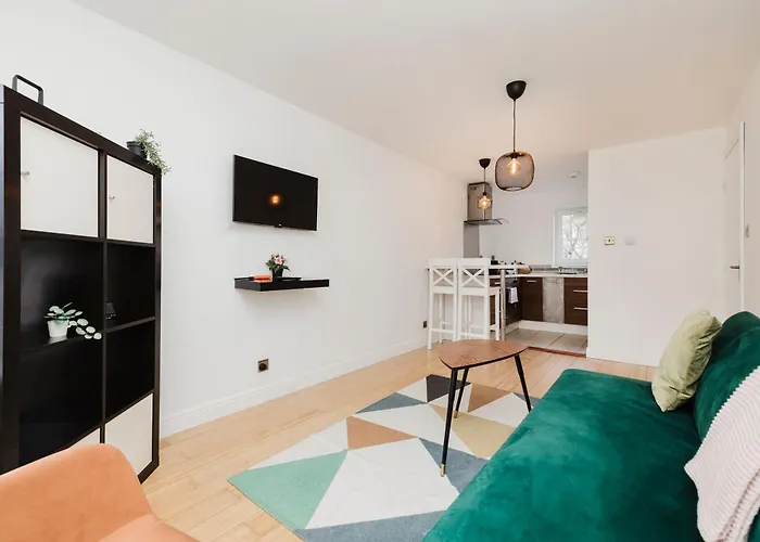 Διαμέρισμα Joivy Welcoming Flat Near Park *