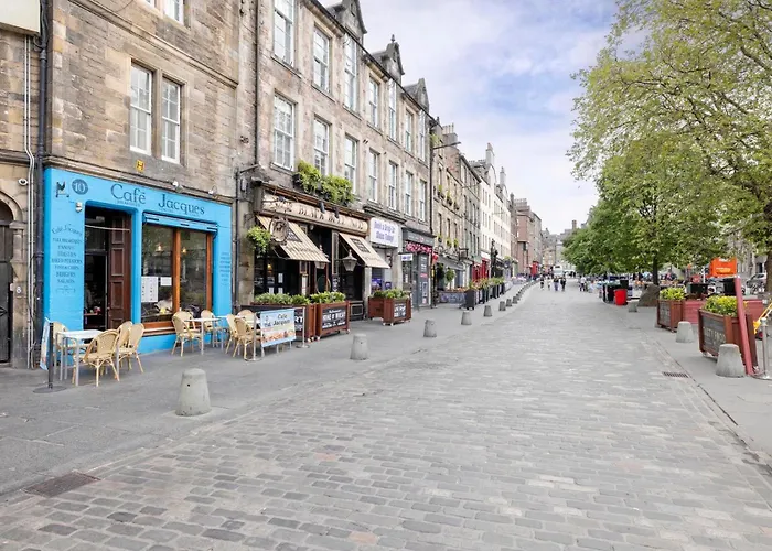 Castle View In The Heart Of Historic Old Town Edimburgo