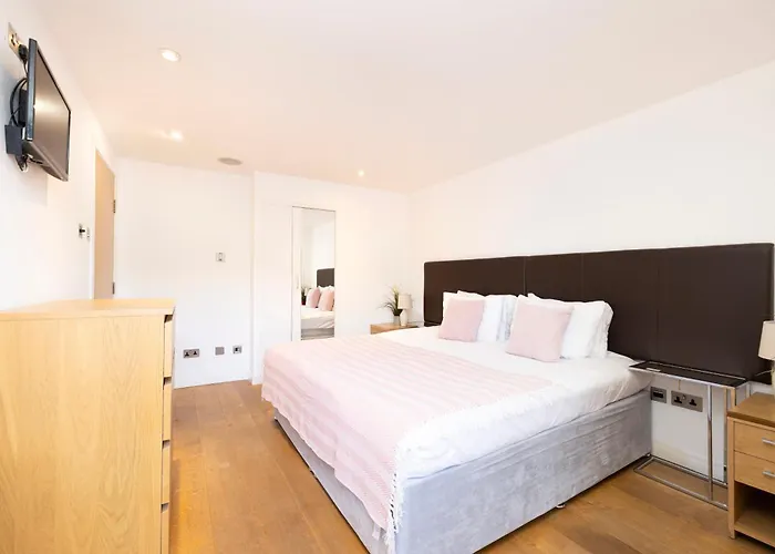 Joivy Superb Flats In The Heart Of * Edinburgh