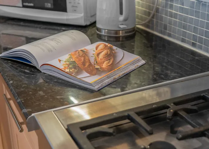 Old Town Romantic Getaway * Эдинбург