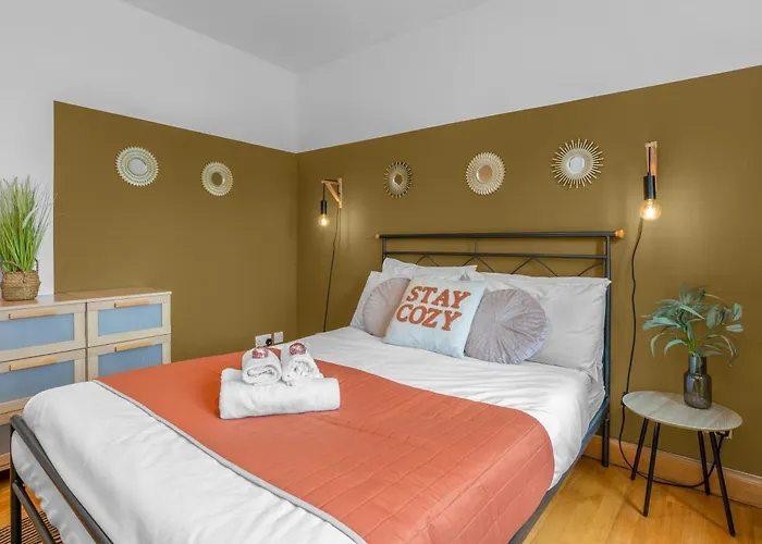 Old Town Romantic Getaway Эдинбург