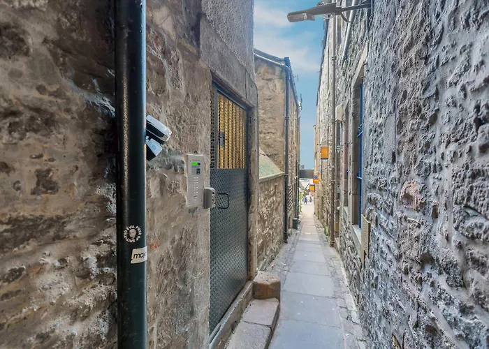 Old Town Romantic Getaway