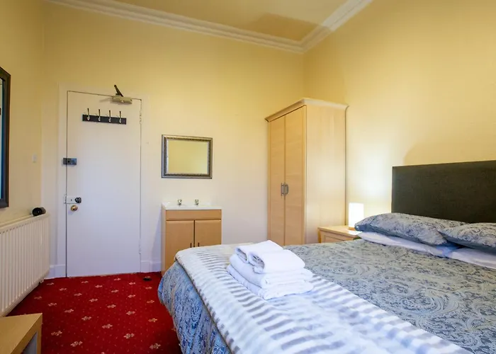 Πανσιόν Sailte House 3*