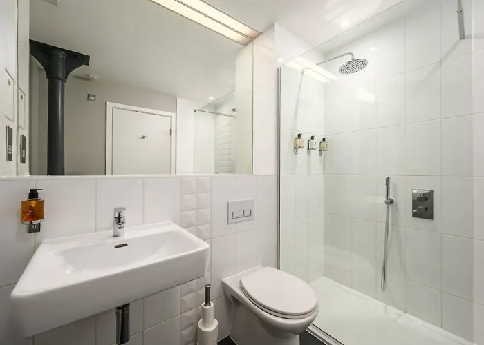 Destiny Scotland -the Malt House * Edinburgh