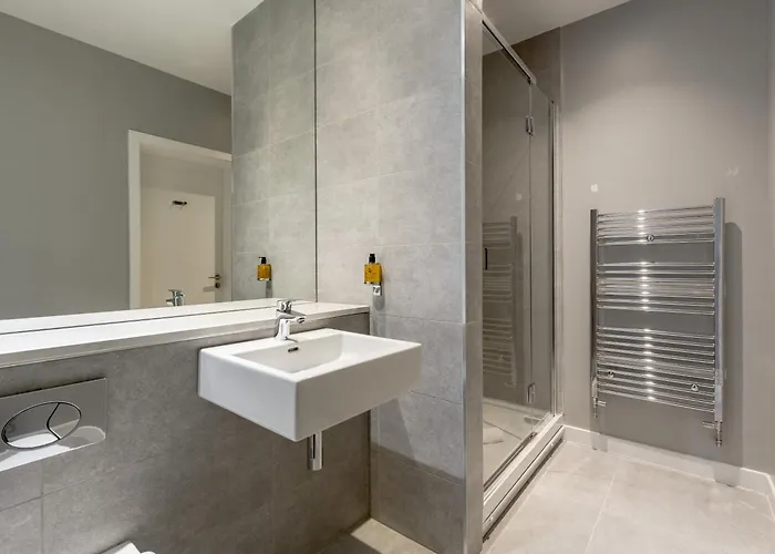 Destiny Scotland At Canning Street Lane דירה