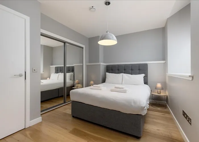 דירה Destiny Scotland At Canning Street Lane אדינבורו