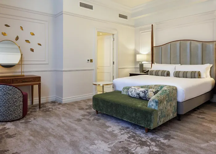 The Caledonian Edinburgh, Curio Collection By Hilton 酒店 5*