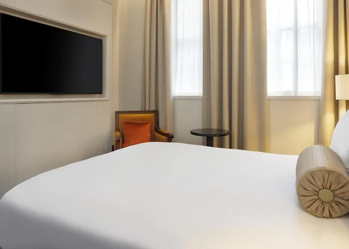 The Caledonian Edinburgh, Curio Collection By Hilton 酒店