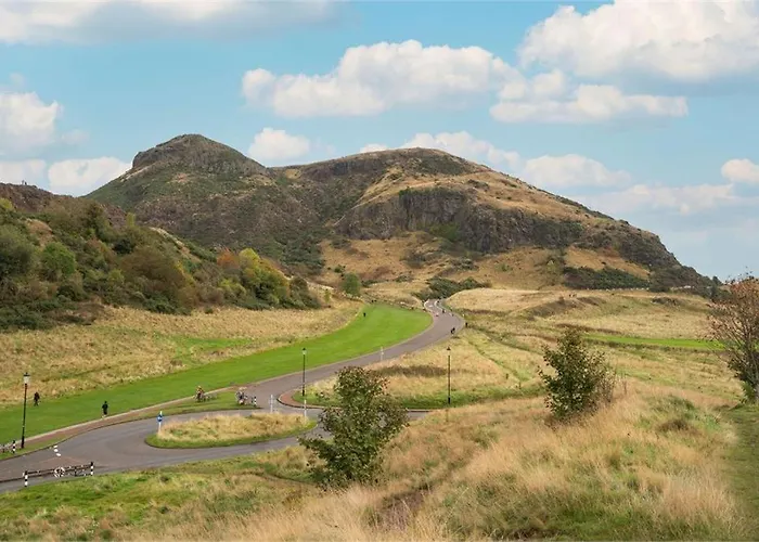 Apartment Stylish One Bedroom Edinburgh