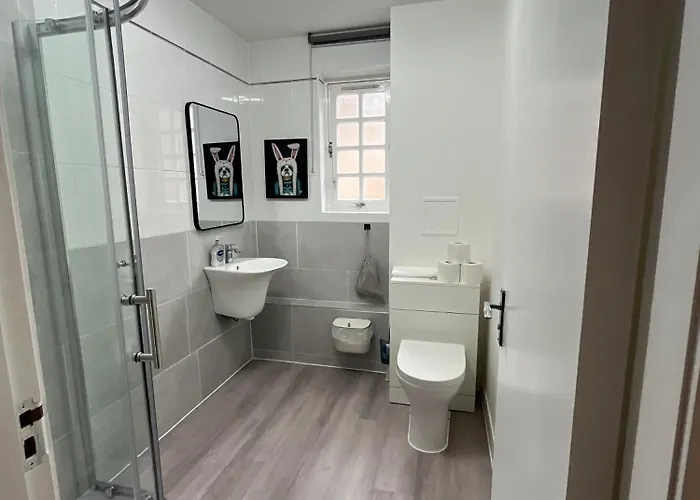 Causewayside Free Parking Apartment