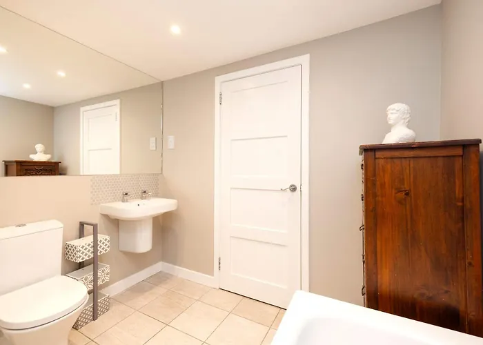 דירה Joivy Secluded Brewery *