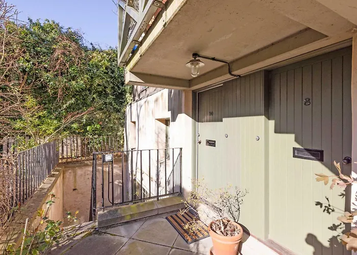 דירה Joivy Secluded Brewery