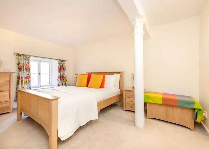 Joivy Secluded Brewery * אדינבורו