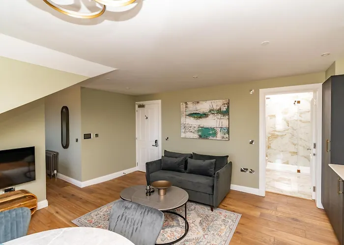 דירה Dragon Luxury At 9 Albyn Place אדינבורו