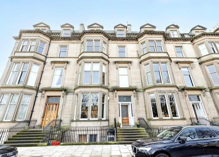 Lejlighed Joivy Spacious 2-bedroom Ground Floor Flat