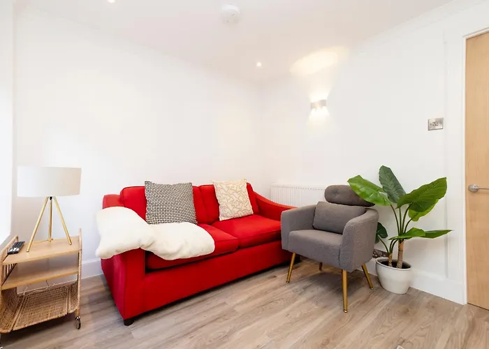 Joivy 3br Flat In Haymarket With Free Parking Apartmán Edinburgh
