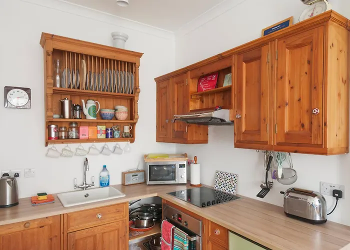 Cozy With Character Vibrant Style Flat At Leith Links Park *