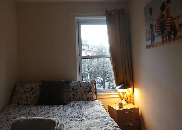 3 Bedrooms Flat In Old Town Sleeps 6 Lejlighed *