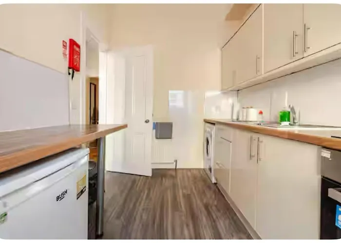 3 Bed - Pet Friendly & Parking إدنبرة