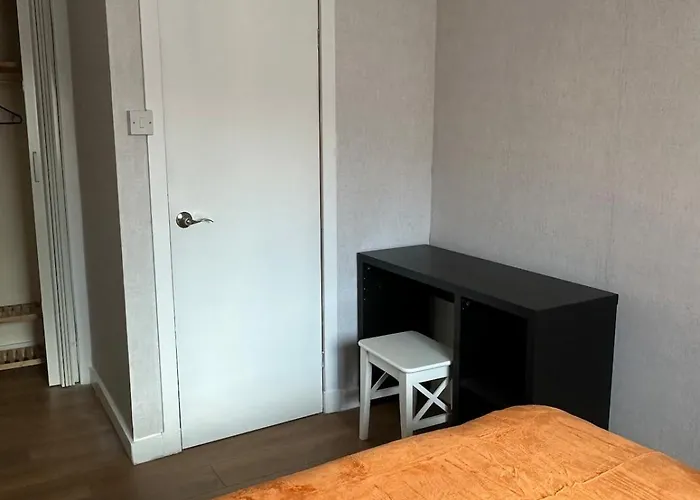 Royal Mile Escape-free Parking * Edinburgh