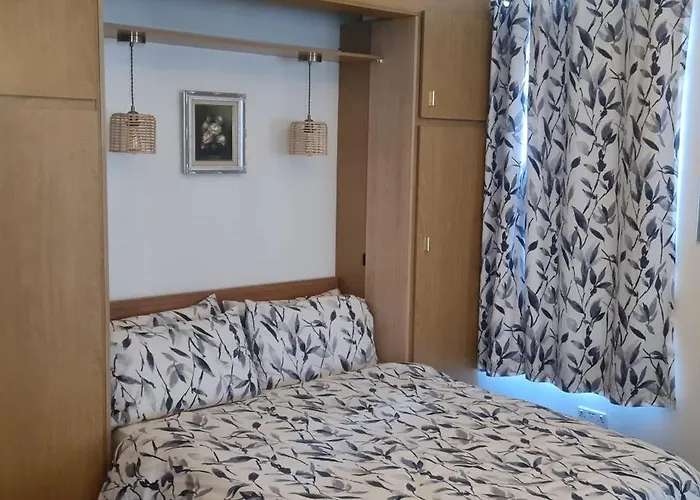 223 Websters Land - Stunning Castle View * 爱丁堡