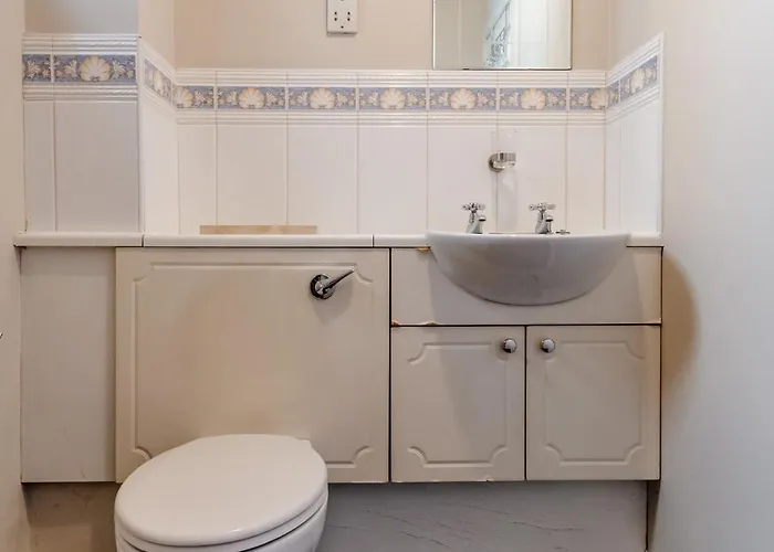 Roseburn Retreat 2b Free Parking *