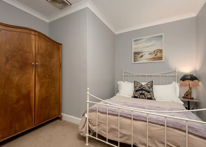 The Lauderdale Street * Edynburg