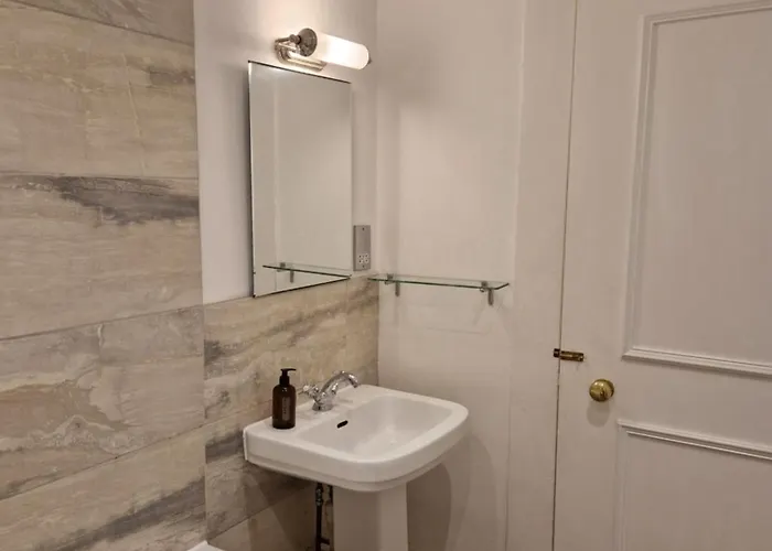 Joivy Gorgeous Georgian Flat In New Town アパート エディンバラ