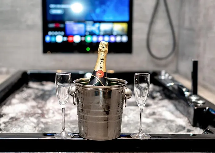 Sovo - Luxury Old Town With Private Jacuzzi Lejlighed