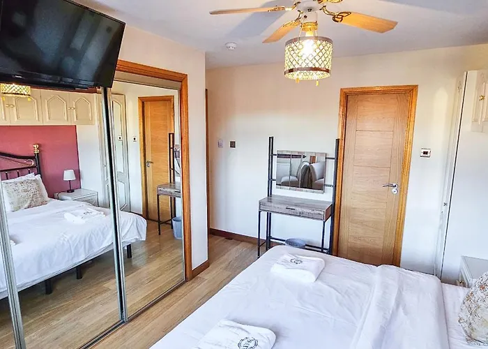 Casa de Férias Duddingston 9 Bedroom House -
