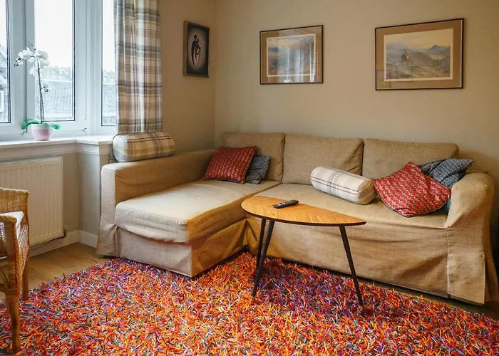 Bright Spacious 2 Bedroom In Stockbridge Edinburgh