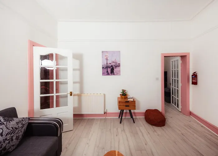 Central Edinburgh Apartment By The Castle Lejlighed Edinburgh