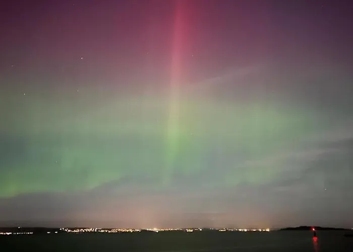 Ocean View Flat With Cozy Vibes إدنبرة