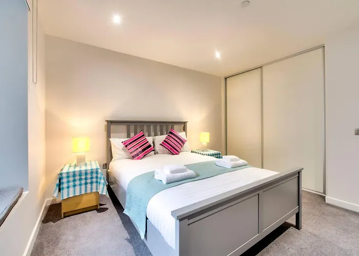 Lovely 1-bedroom Unit Near Castle * Edinburgh