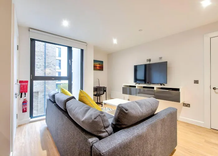 Lovely 1-bedroom Unit Near Castle Apartment