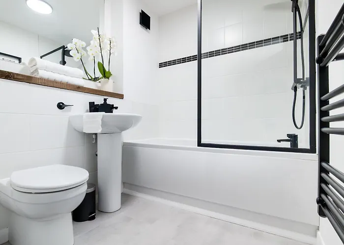 2bedroom Apartment-free Parking * Edinburgh