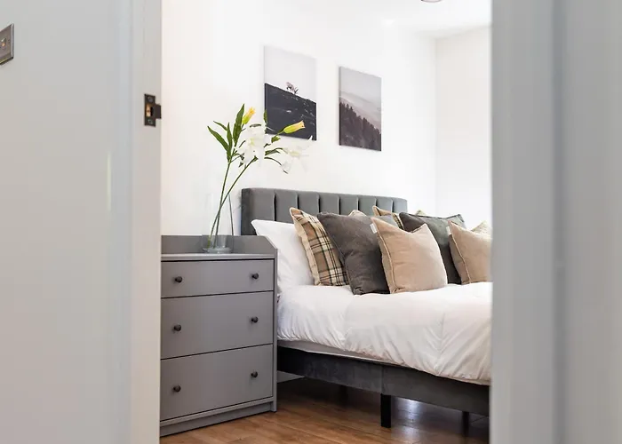 2bedroom Apartment-free Parking Apartment Edinburgh