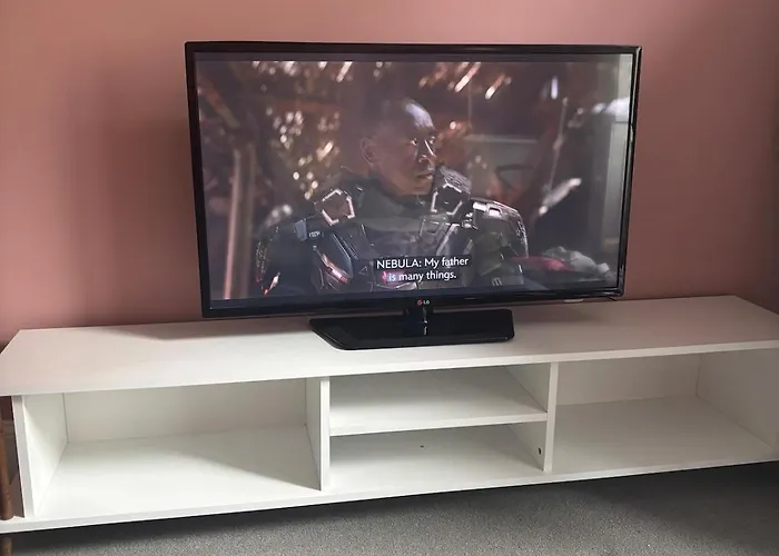 Modern One Bed Flat, Historic Old Town דירה אדינבורו