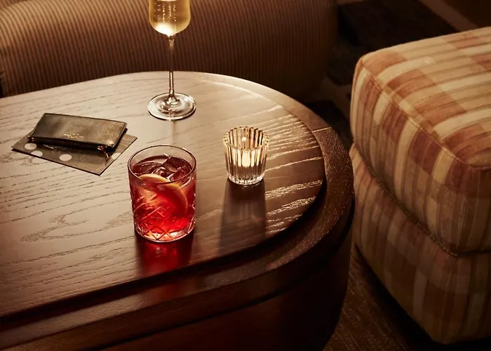 The Hoxton, 4*
