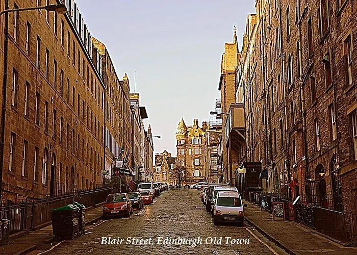Lägenhet Historic In Old Town Edinburg