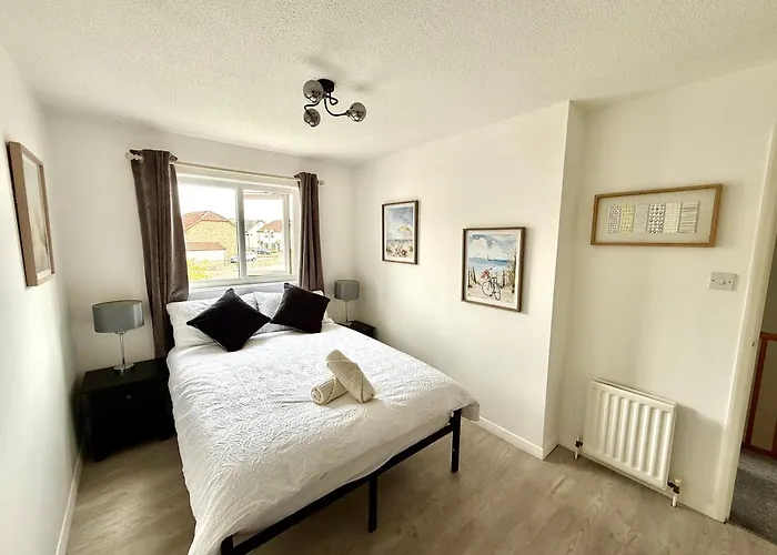 Semesterbostad Kings Luxury - Free Parking And Fast Broadband Edinburg