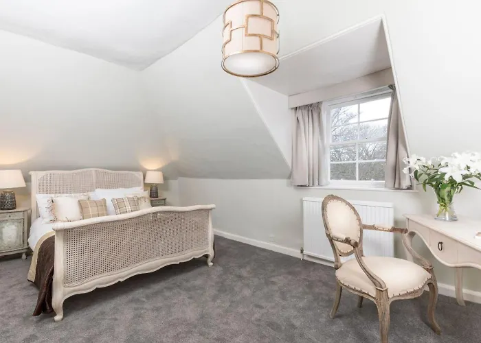 Villa Blossom Mansion