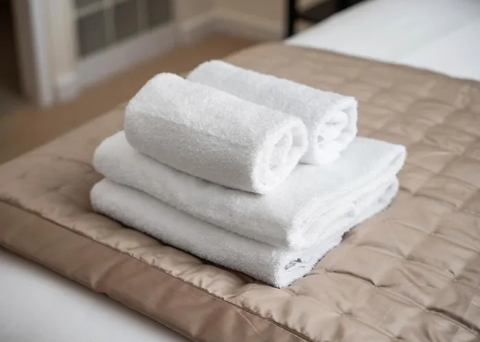 2br Park Royal With Balcony And Parking Διαμέρισμα Εδιμβούργο