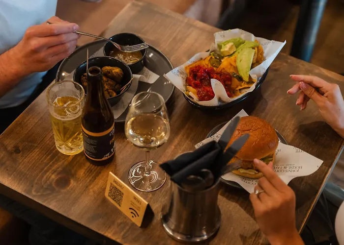 Code - The Court, * Edinburgh