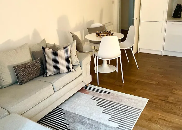 Centre Oasis Edinburgh