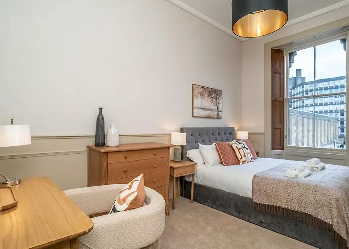 Pass The Keys Beautiful Modern Historical Flat Close To Castle