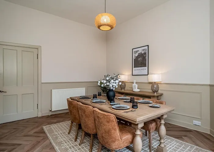 Appartamento Pass The Keys Beautiful Modern Historical Flat Close To Castle Edimburgo